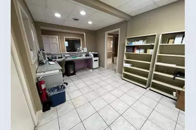 6067 N Northwest Highway, Chicago, IL 60631 - Photo 8