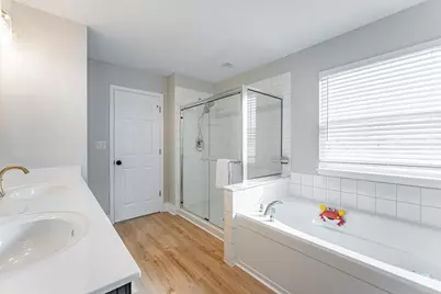 408 Fountain Avenue, Elgin, IL 60124 - Photo 18