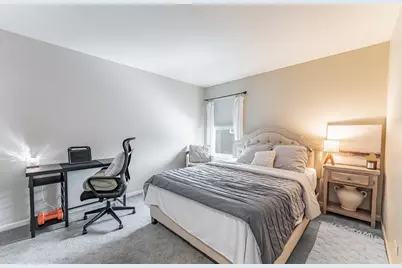 408 Fountain Avenue, Elgin, IL 60124 - Photo 22