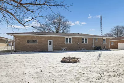 635 N Elm Street, Herscher, IL 60941 - Photo 16