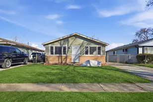 3206 Kinne Rd, Robbins, IL 60472 - Photo 1