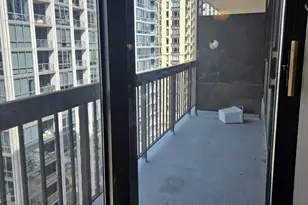 33 W Delaware Pl, Chicago, IL 60610 - Photo 8