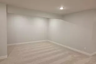 19 Brookstone Cir, Bloomington, IL 61704 - Photo 24