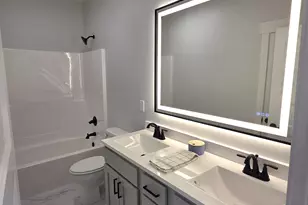 19 Brookstone Cir, Bloomington, IL 61704 - Photo 14