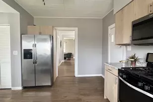 7113 Clarendon Hills Rd, Darien, IL 60561 - Photo 14