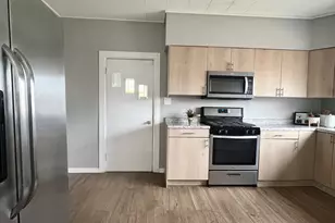 7113 Clarendon Hills Rd, Darien, IL 60561 - Photo 16