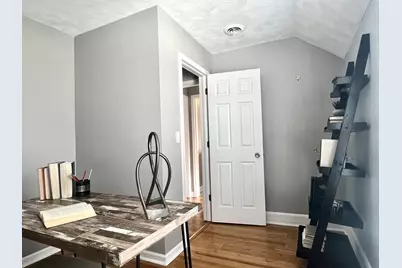 7113 Clarendon Hills Road, Darien, IL 60561 - Photo 26