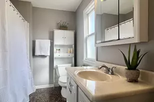 7113 Clarendon Hills Rd, Darien, IL 60561 - Photo 18