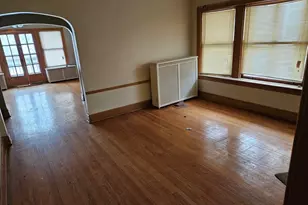 5845 W Midway Park, Chicago, IL 60644 - Photo 2