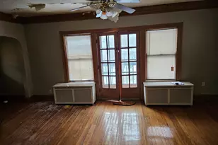 5845 W Midway Park, Chicago, IL 60644 - Photo 6