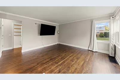 2852 Scott Street, Franklin Park, IL 60131 - Photo 6