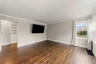 2852 Scott St, Franklin Park, IL 60131 - Photo 6