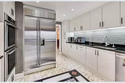 100 E Huron Street #3505, Chicago, IL 60611 - Photo 8