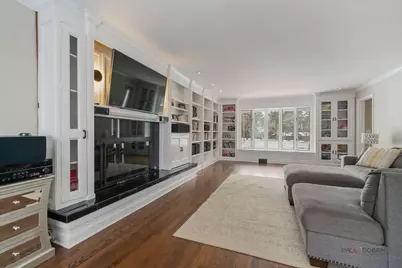 26982 W Lakeview Drive S, Lake Barrington, IL 60084 - Photo 4