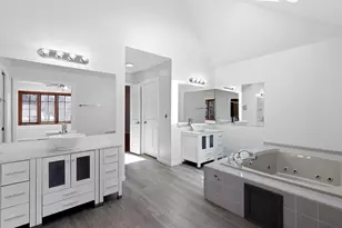 3021 35th St, Oak Brook, IL 60523 - Photo 30