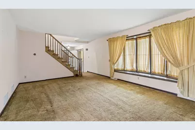 5017 Kenneth Drive, Crystal Lake, IL 60014 - Photo 4