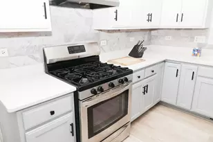 1011 Napa Ln, Aurora, IL 60502 - Photo 12