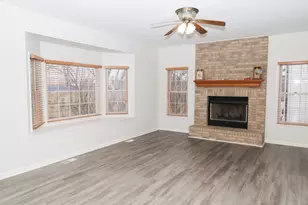 1011 Napa Ln, Aurora, IL 60502 - Photo 6