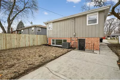 515 W 146 Street, Dolton, IL 60419 - Photo 36
