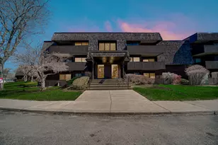 511 Timber Ridge Dr, Carol Stream, IL 60188 - Photo 1