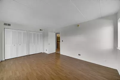 511 Timber Ridge Drive #202, Carol Stream, IL 60188 - Photo 8