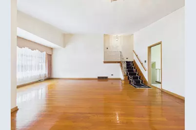 9275 Clancy Drive, Des Plaines, IL 60016 - Photo 6