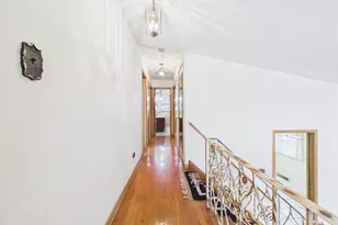 9275 Clancy Dr, Des Plaines, IL 60016 - Photo 16