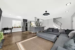 478 Kent Rd, Riverside, IL 60546 - Photo 8