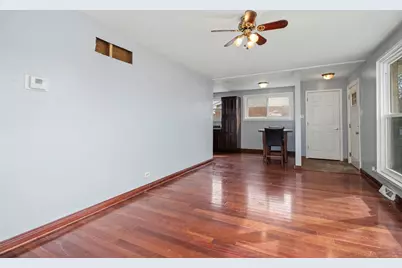 355 Iris Lane, Chicago Heights, IL 60411 - Photo 10