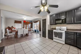 1514 N Nicholson St, Joliet, IL 60435 - Photo 12