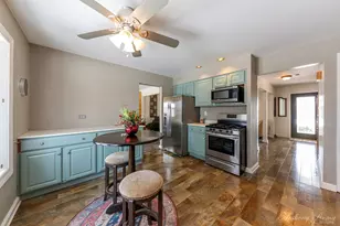 533 N Beck Rd, Lindenhurst, IL 60046 - Photo 8