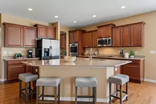 2727 Northmoor Dr, Naperville, IL 60564 - Photo 10
