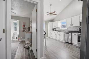 1020 Laesch Ave, Bloomington, IL 61704 - Photo 6