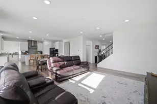 12420 Eileen St, Lemont, IL 60439 - Photo 10