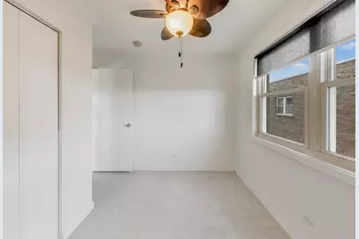 2501 W Bryn Mawr Avenue #507, Chicago, IL 60659 - Photo 12