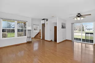 4154 Rivertowne Dr, Plainfield, IL 60586 - Photo 6