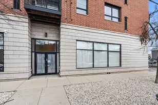 974 W 35th Pl, Chicago, IL 60609 - Photo 2