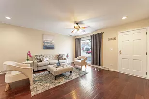 15034 Hale Dr, Orland Park, IL 60462 - Photo 2