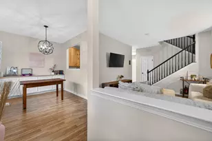 2334 Reflections Dr, Aurora, IL 60502 - Photo 2