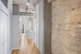 360 W Illinois St, Chicago, IL 60654 - Photo 30