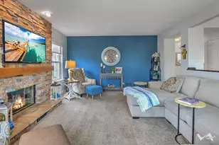 1348 Normandy Ln, Bartlett, IL 60103 - Photo 12