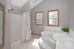 104 Hunter Ct, Hudson, IL 61748 - Photo 56