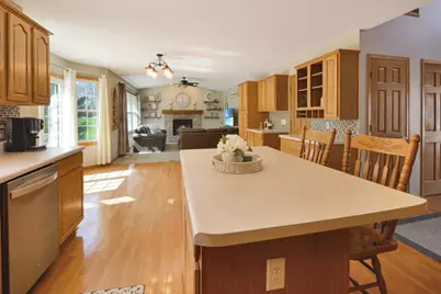 104 Hunter Court, Hudson, IL 61748 - Photo 36