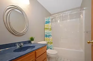 104 Hunter Ct, Hudson, IL 61748 - Photo 66