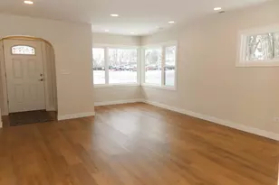 289 Chestnut St, Antioch, IL 60002 - Photo 2