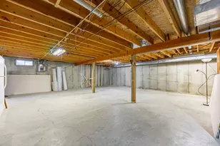 5815 Candover Rd, Loves Park, IL 61111 - Photo 30