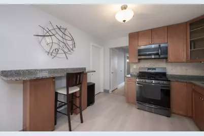 5049 N Oak Park Avenue, Chicago, IL 60656 - Photo 10