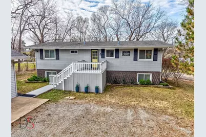 152 Beachview Court, Varna, IL 61375 - Photo 2