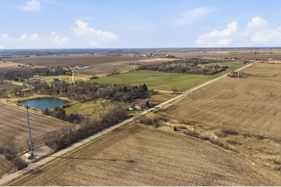 23007 Lovell Road, Sycamore, IL 60178 - Photo 16