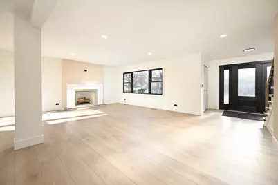 720 N Maple Street, Itasca, IL 60143 - Photo 4